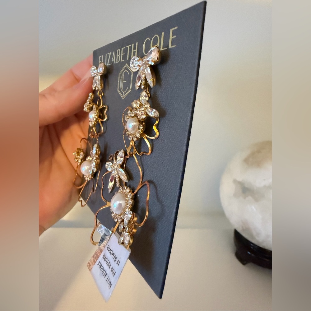 NWT Elizabeth Cole Floral Dangle Earrings - Picture 10 of 10